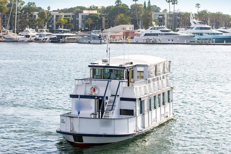 58.0 feet Custom in great shape