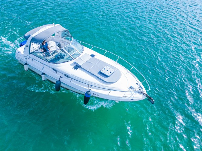 Boat rental in Miami, FL