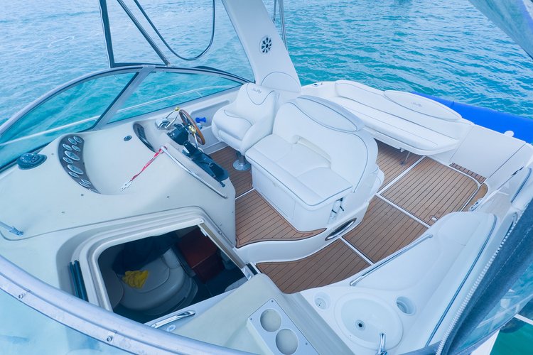 Boating is fun with a Other in Miami