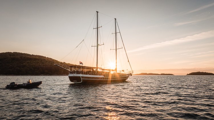 Boat rental in Split, 