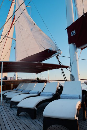 Up to 21 persons can enjoy a ride on this Gulet boat