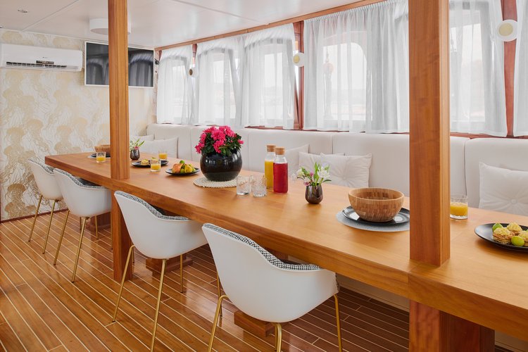 Discover Sumpetar surroundings on this Gulet  boat