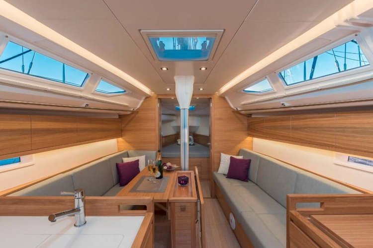 Boating is fun with a Monohull in Izola
