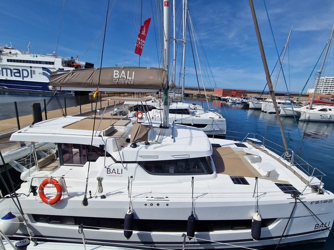 40.4 feet Bali Catamarans in great shape