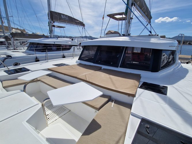 This 40.4' Bali Catamarans cand take up to 12 passengers around Sant Antoni de Portmany