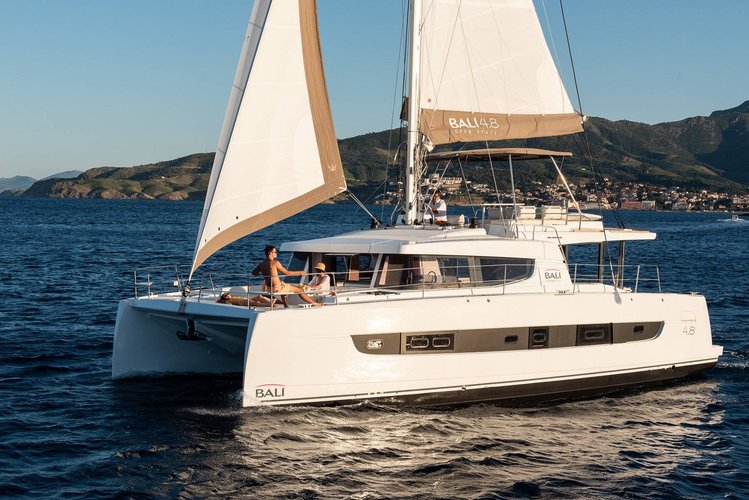 Catamaran boat for rent in Palermo