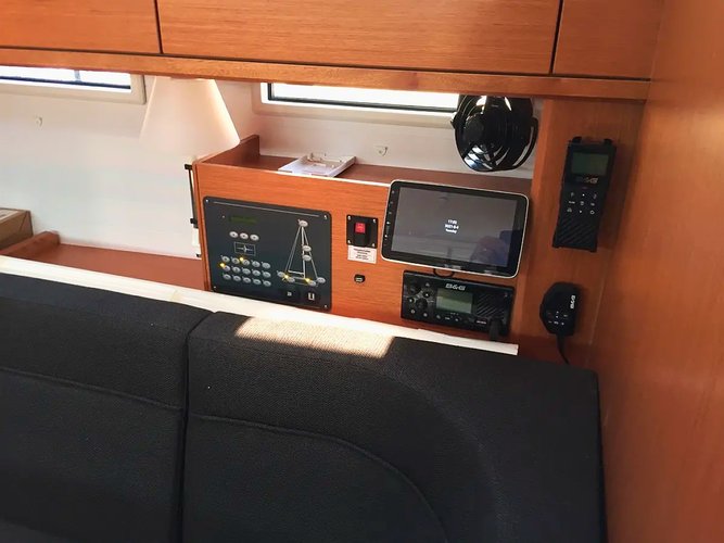 Discover Skiathos/Sporades, Volos surroundings on this Bavaria Cruiser 46 - 4 cab. Bavaria Yachtbau boat