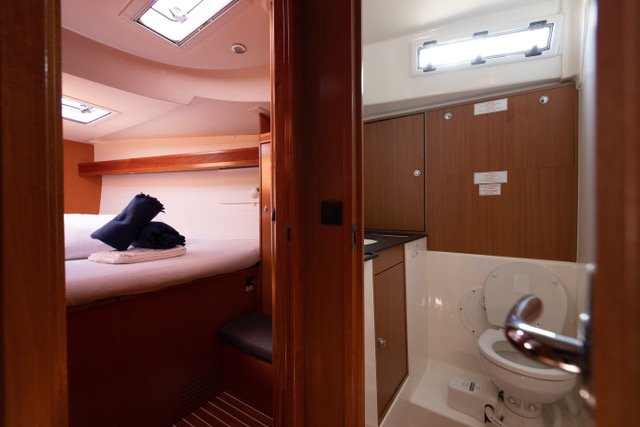 46.7 feet Bavaria Yachtbau in great shape