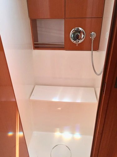 Discover Skiathos/Sporades, Volos surroundings on this Bavaria Cruiser 46 - 4 cab. Bavaria Yachtbau boat