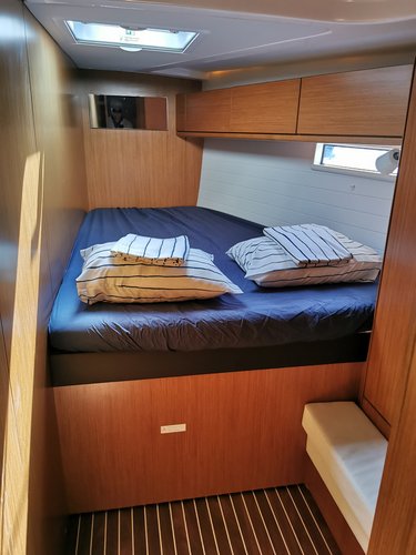 This 49.2' Bavaria Yachtbau cand take up to 12 passengers around Herceg Novi