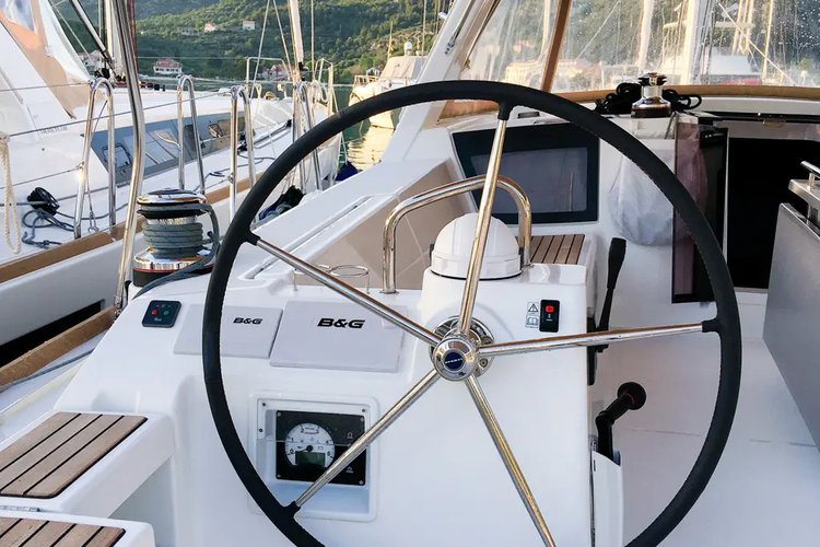 Boat rental in Tivat, 