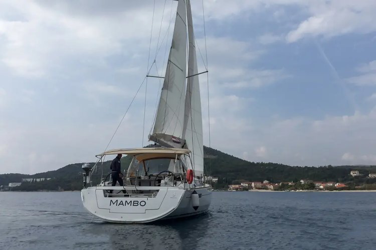Boat rental in Tivat, 