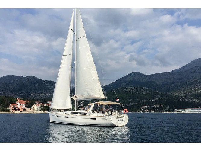 Up to 10 persons can enjoy a ride on this Beneteau boat