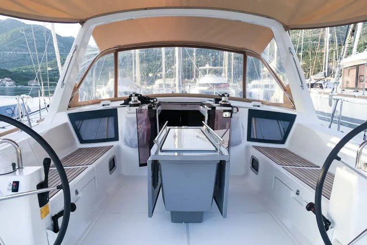 Boat rental in Tivat, 
