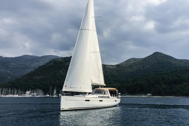 45.4 feet Beneteau in great shape