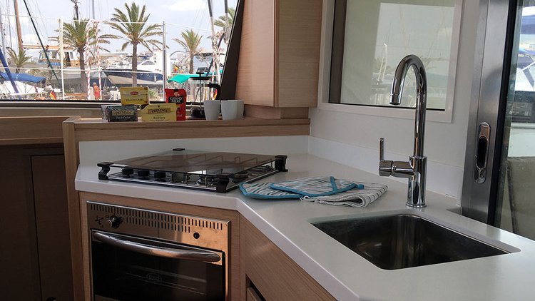 Catamaran boat for rent in El Arenal