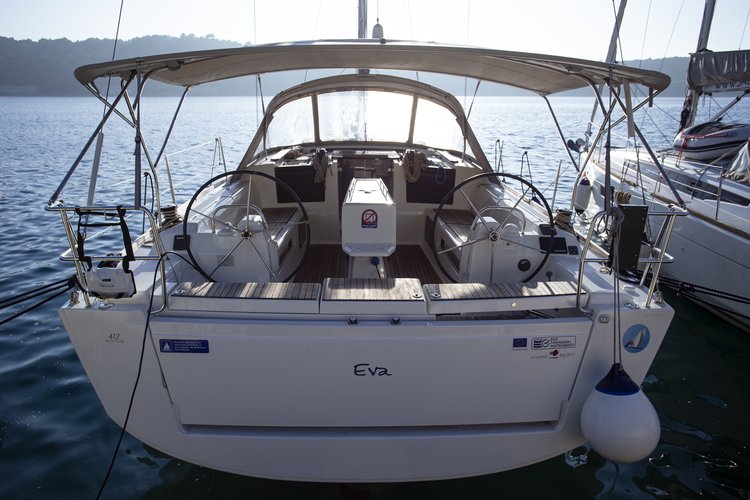 All you need to do is relax and have fun aboard the Dufour Yachts Dufour 412 Grand large