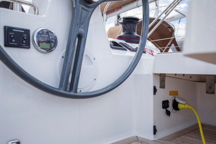 Boat rental in Seget Donji, 
