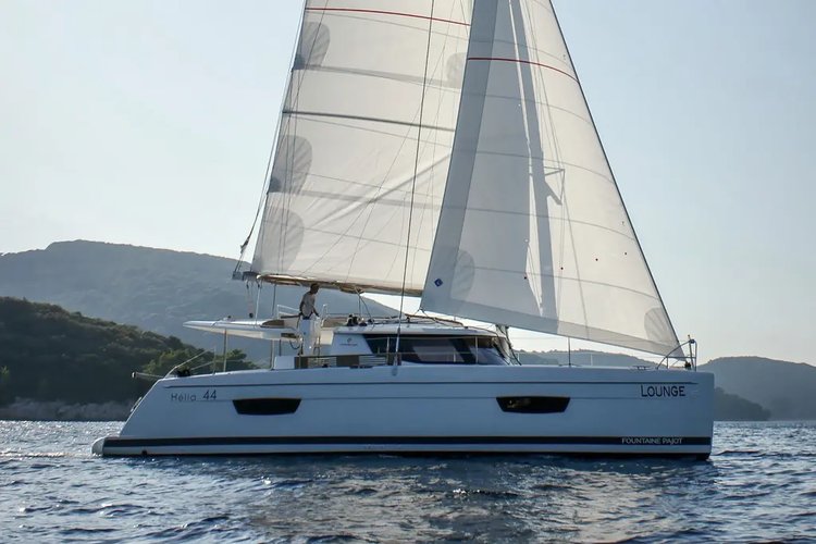 Catamaran boat for rent in Tivat