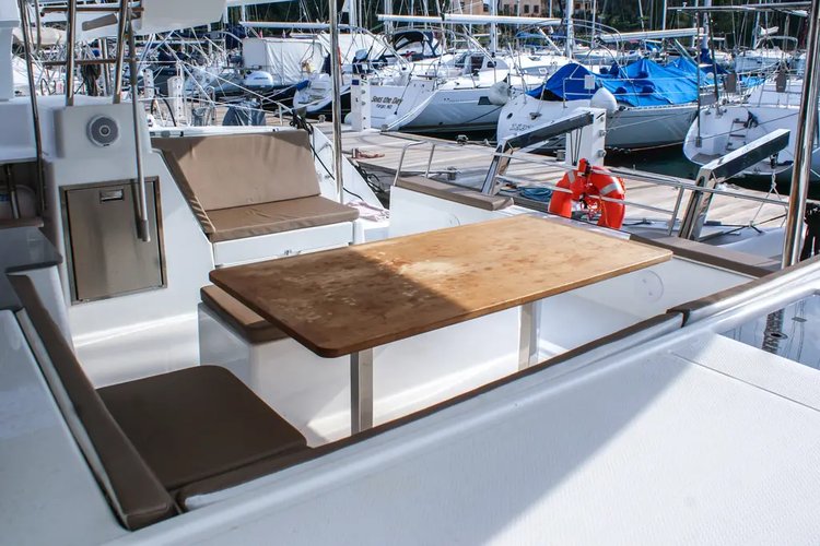 Boat rental in Tivat, 