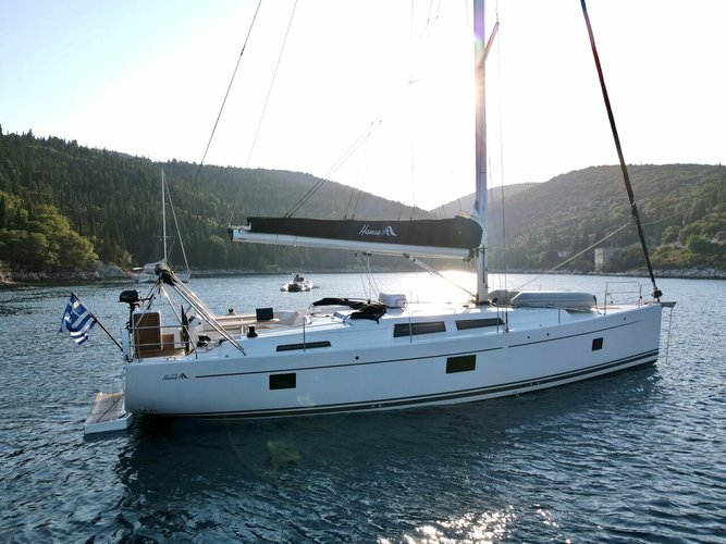 Take this Hanse Yachts Hanse 508 - 5 + 1 cab. for a spin!