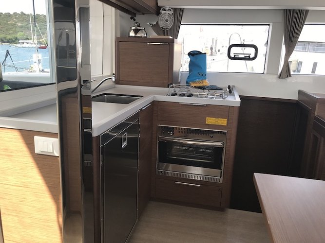Lagoon boat for rent in Castiglioncello
