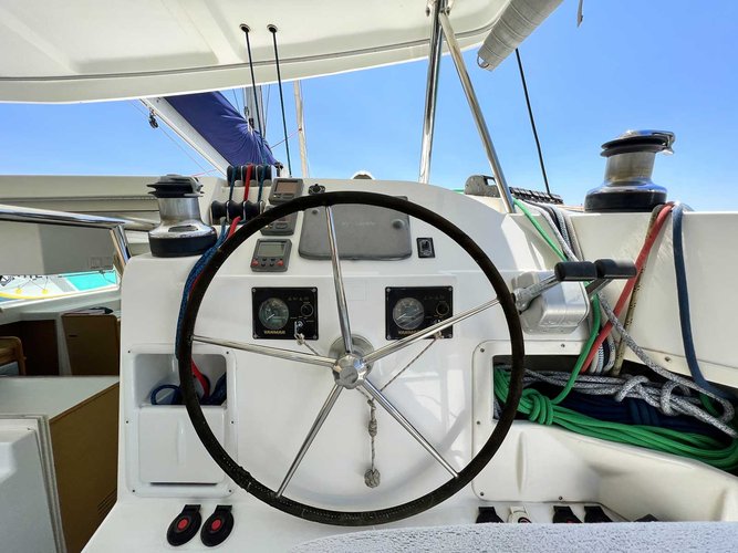 Discover Bodrum surroundings on this Lagoon 420 Lagoon boat