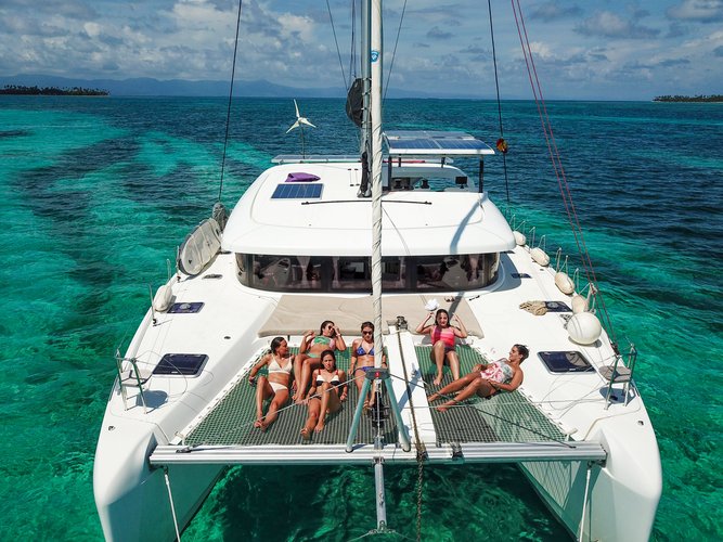 Lagoon boat for rent in La Paz