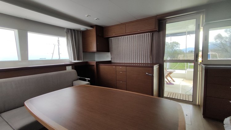 Climb aboard this sailboat for a great sailing experience!