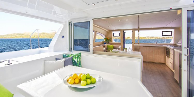 39.3 feet Leopard Catamarans in great shape