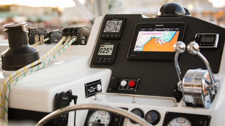 Up to 10 persons can enjoy a ride on this Catamaran boat