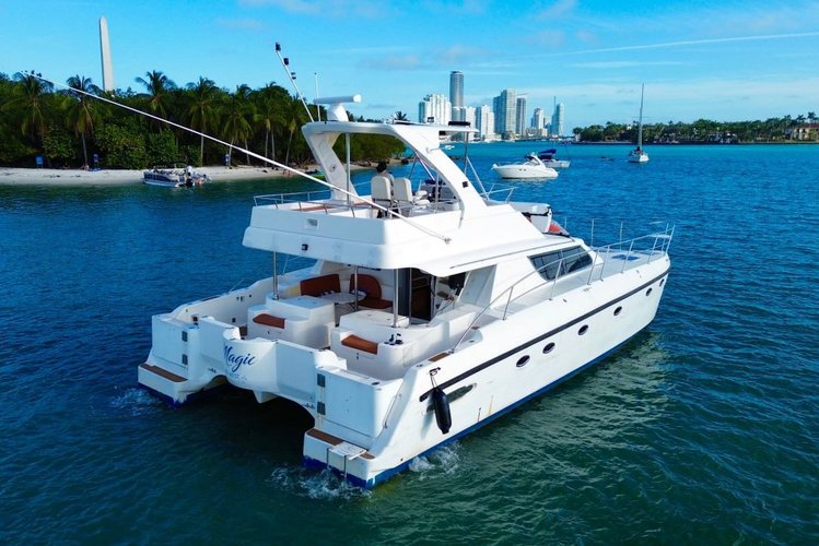 52' Catamaran!! 🚢 Experience the Magic: Your Miami Blue Escape ⚓
