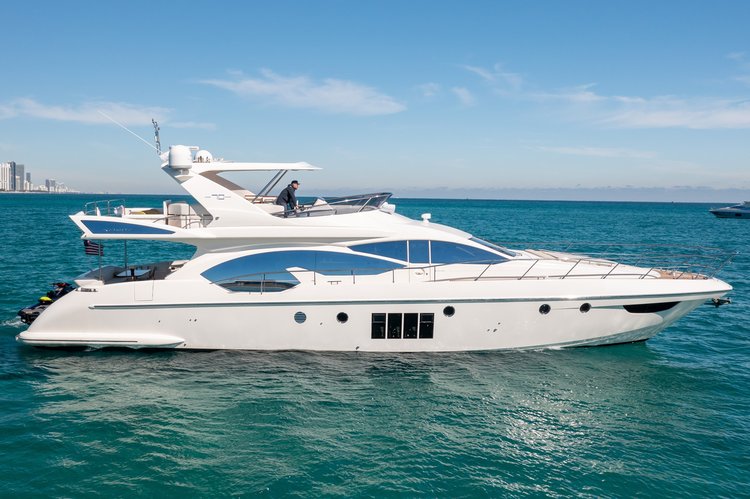 Deal of the Week! Azimut 70 ft Yacht for Rent in Miami, Florida.