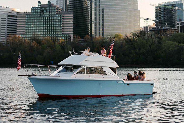 Cruise DC in Retro Style