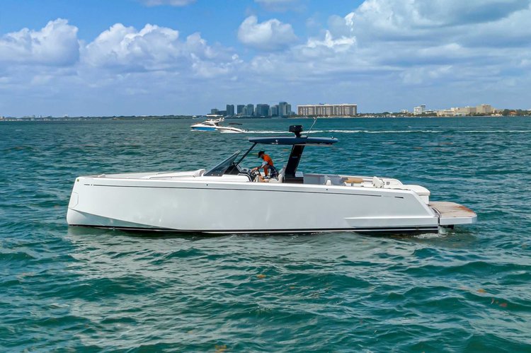 Last Minute Deal! Pardo 43 ft for Rent in Miami, Florida.