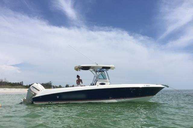 30ft Center Console Scarab