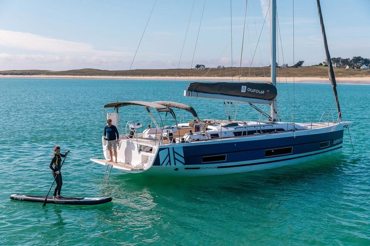 Relax on board our sailboat charter in Sardinia