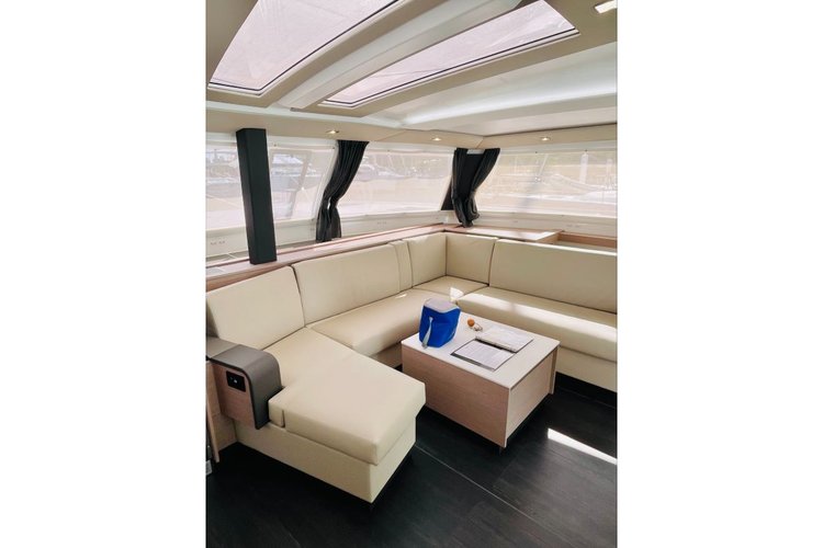 Discover Road Town surroundings on this 47 Fountaine Pajot boat