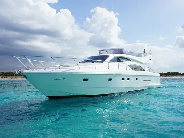 Cruise Mykonos, GR waters on a beautiful Ferreti Yachts Ferretti 53