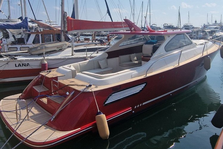 Discover the Gagliotta Lobster 35 (2025)