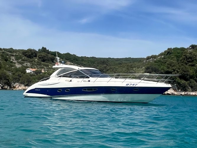 Explore Istra on this beautiful motor boat for rent