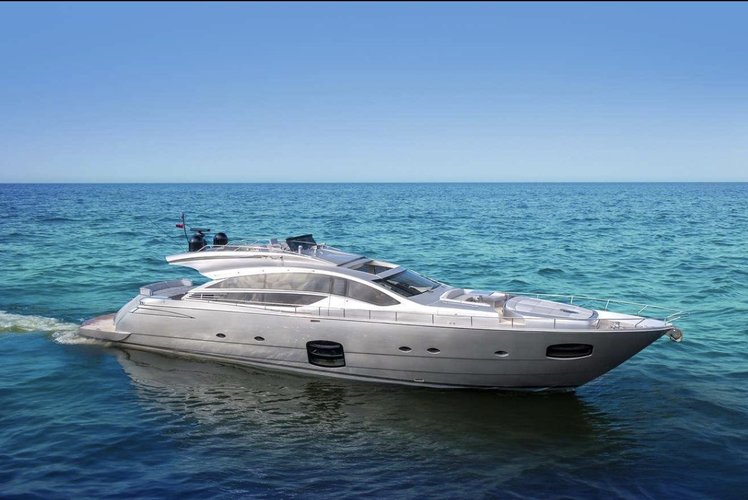 Pershing's 82.0 feet in Miami Beach