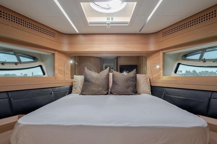 Pershing's 82.0 feet in Miami Beach