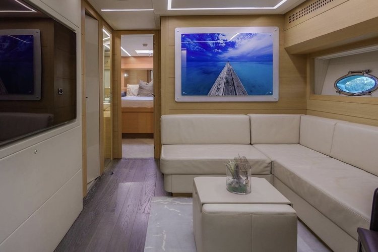 Boat rental in Miami Beach, FL