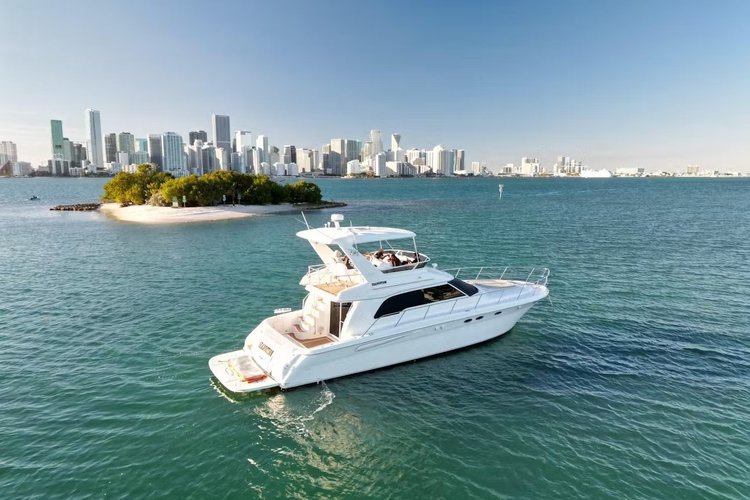 Exclusive Party Boat Rental for 13 Passengers – Celebrate Birthdays and Bachelorettes