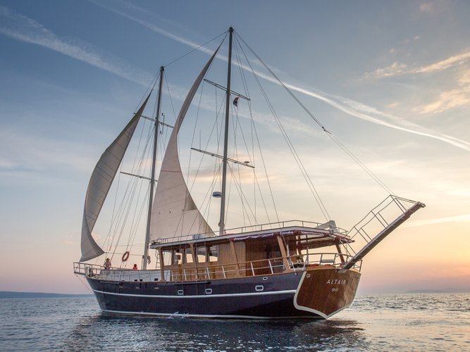 Charter this amazing  Gulet in Sumpetar, HR