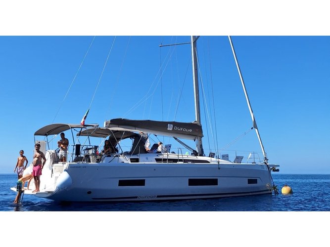 All you need to do is relax and have fun aboard the Dufour Yachts Dufour 470