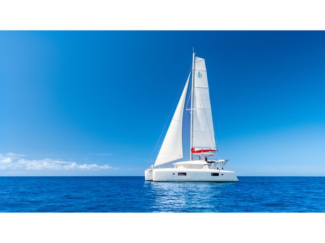 All you need to do is relax and have fun aboard the Lagoon Lagoon 42
