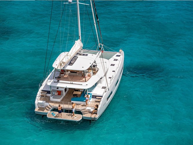 Sailing is a pleasure on a superb sailboat for rent