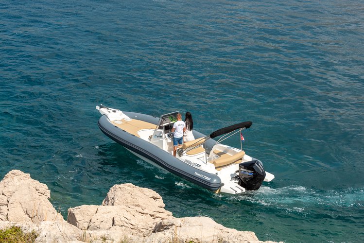 Boat for rent  25.9 feet in Park Žudika, Croatia